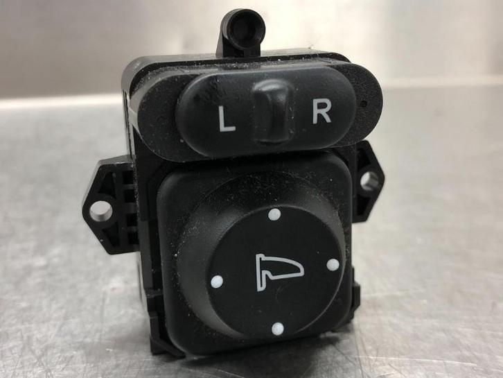 SPIEGEL SCHAKELAAR Honda Civic (FK1 / 2/3) (|NH1670982T|), Auto-onderdelen, Dashboard en Schakelaars, Honda, Gebruikt