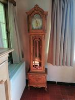 Belle horloge sur pied en bois de chêne, Enlèvement