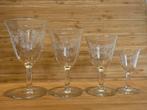 Vintage wijnglazen met bloemenpatroon, Collections, Enlèvement, Comme neuf, Autres types