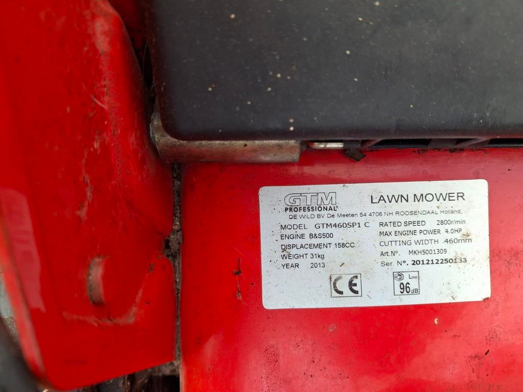 Grasmachine benzine zelftrekker GTM PROFESSIONAL, Tuin en Terras, Grasmaaiers, Ophalen