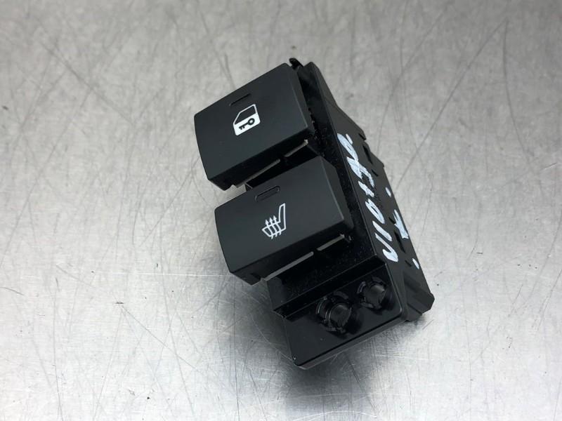 RAAMSCHAKELAAR Kia Venga (01-2010/03-2019) (|937001P100|), Gebruikt, Kia