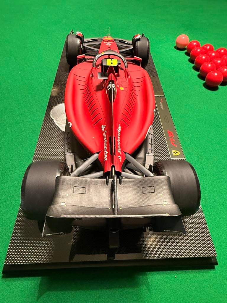 Modèle Réduit Ferrari F1-75 - GP Bahrain 2022 - Carlos Sainz - 1/18