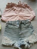 2 shortjes + 2 body's - maat 86 - GRATIS, Enfants & Bébés, Vêtements de bébé | Taille 86, Enlèvement, Utilisé, Fille, Autres types