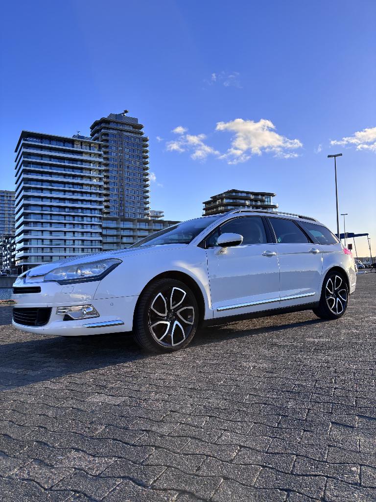 C5 2.2 HDI tourer automatique, Autos, Citroën, Particulier, C5, ABS, Airbags, Air conditionné, Alarme, Climatisation automatique