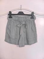 Shortje 134-140, Kinderen en Baby's, Babykleding | Maat 86, Ophalen of Verzenden