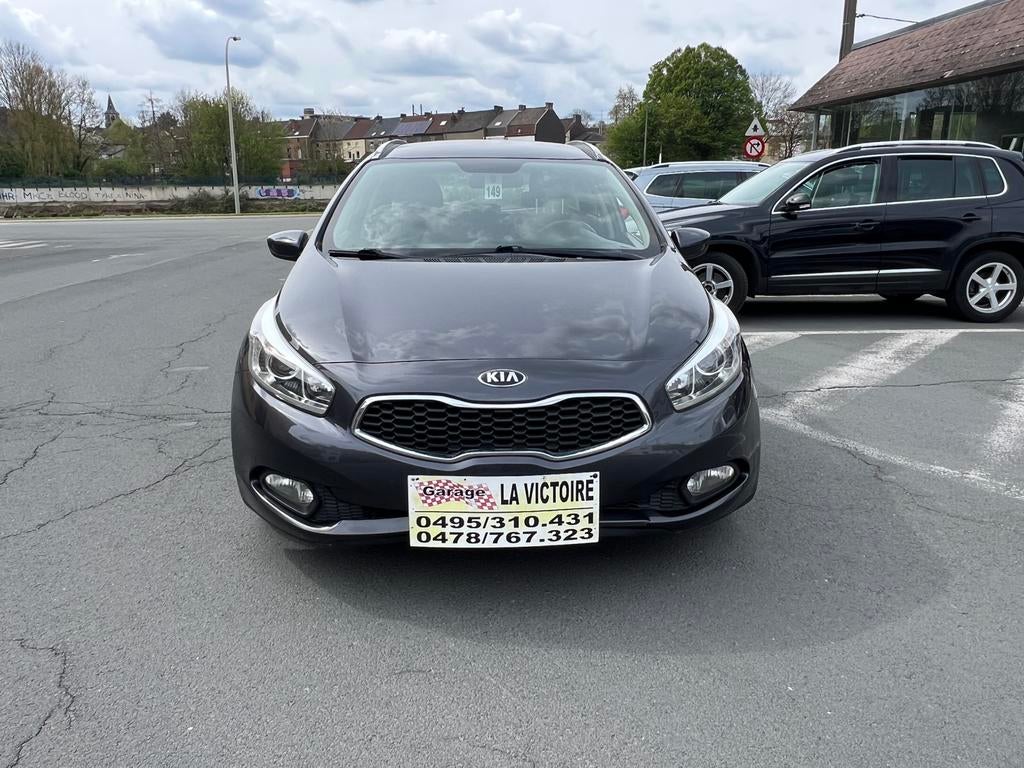 Kia Ceed break 2014année 1.6CRDi 257000km 81kw 0032478767323, Voorwielaandrijving, Euro 5, Stof, 4 cilinders