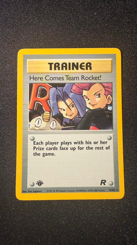 Here comes Team Rocket holo 1st edition, Enlèvement ou Envoi, Comme neuf