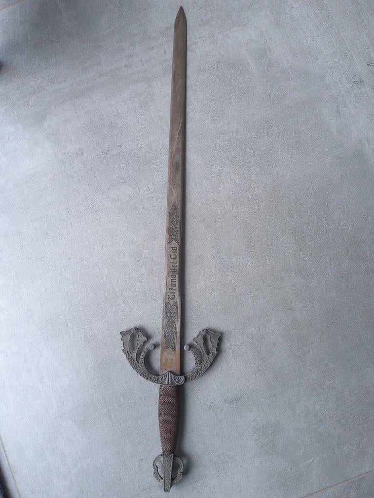 Épée du Cid, Antiquités & Art