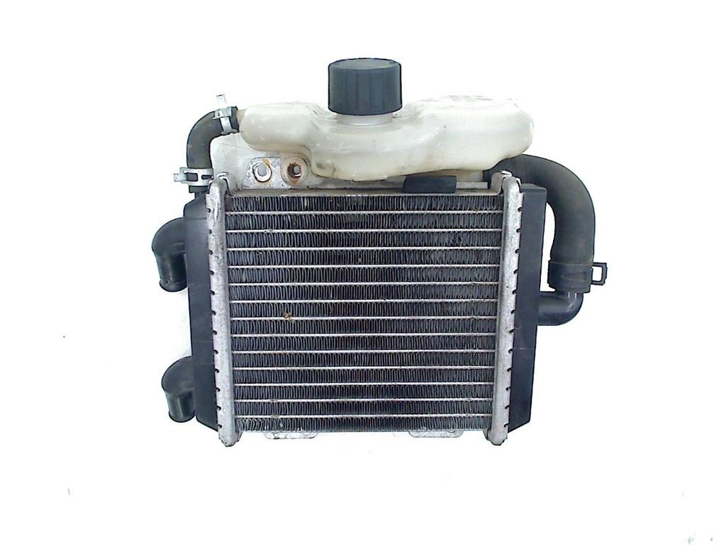 RADIATEUR EAU Peugeot Speedfight 3 2012 (01-2002/-), P.J. Troelstraweg 8 8
3144 CX  MAASSLUIS, NL, Info@cama-motorparts.nl, Utilisé