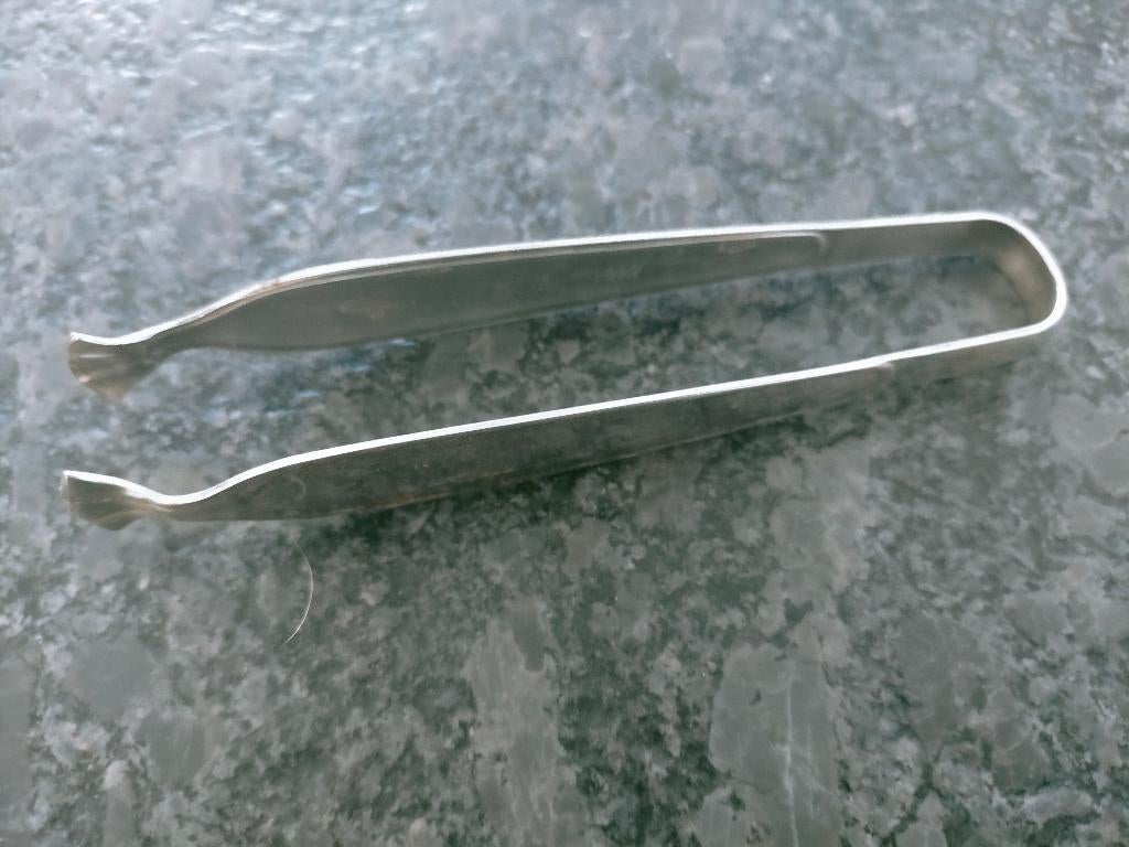 Pince à sucre vintage Karanox Belgium., Antiquités & Art, Antiquités | Couverts, Enlèvement