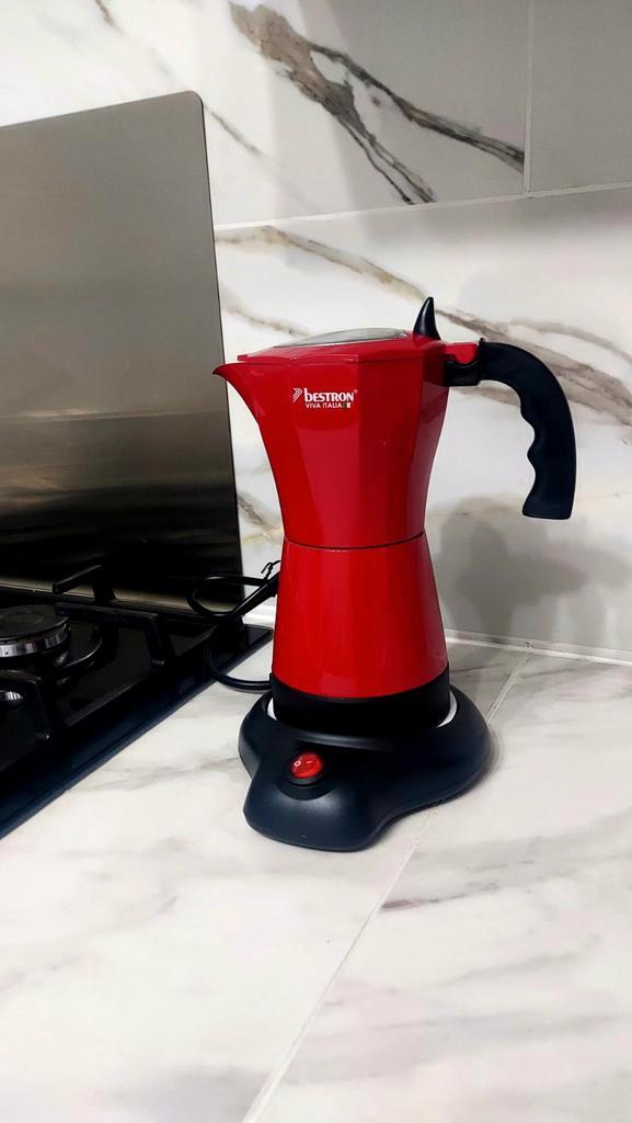 Cafetière italienne életrique neuve, Electroménager, Cafetières, Enlèvement
