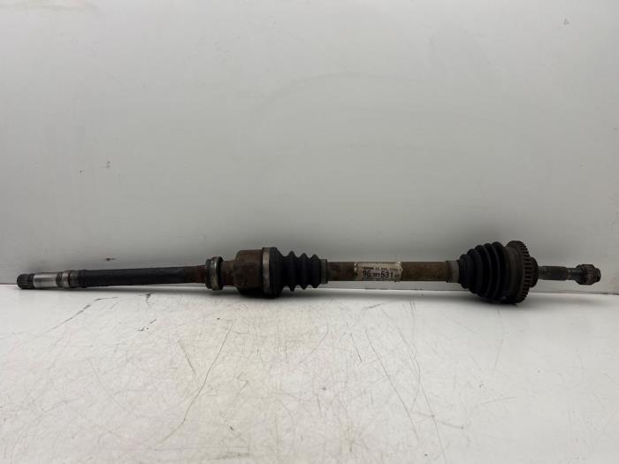 Arbre de transmission avant droit d'un Peugeot 206, -, 3 mois de garantie, Utilisé, -