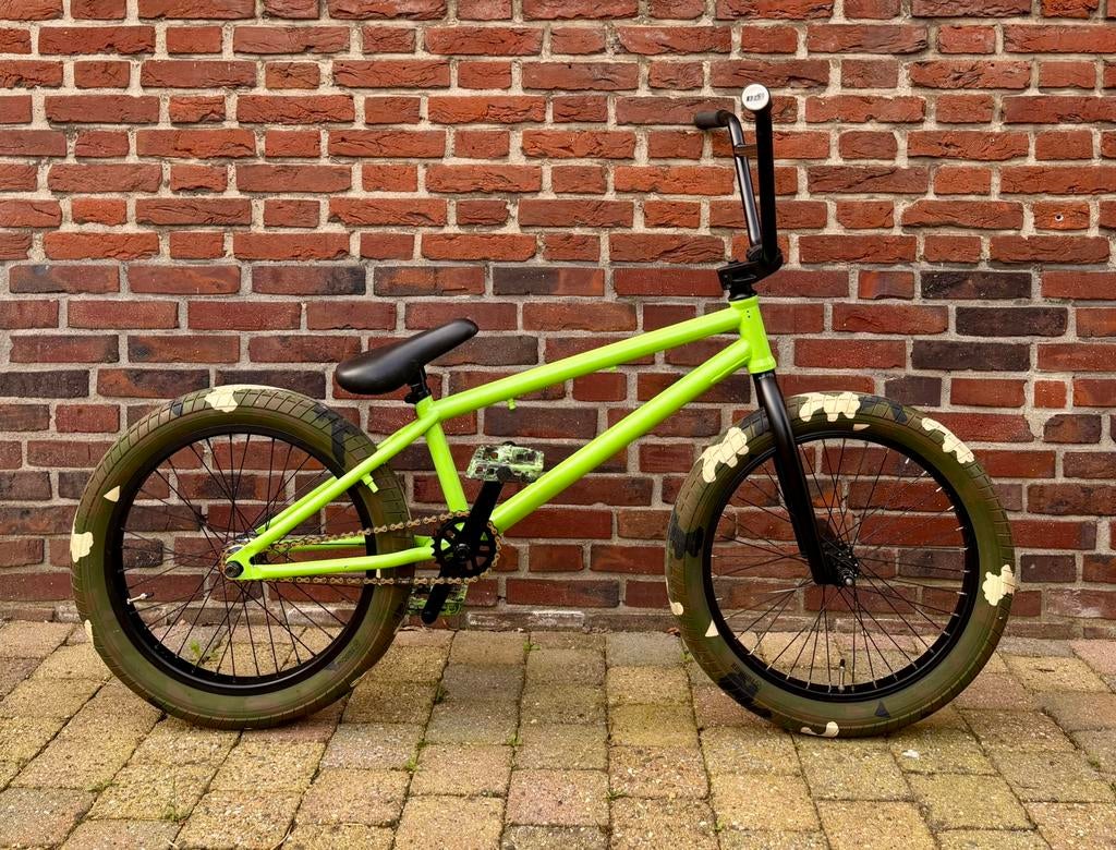 Professionele Custom BMX - Sunday Odyssey WeThePeople Colony, Fietsen en Brommers, Ophalen, Stuur 360° draaibaar, 20 tot 24 inch