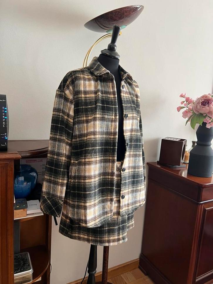 Surchemise et jupe, Vêtements | Femmes, Packs de vêtements pour femmes, Neuf, Enlèvement ou Envoi