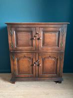 Antieken houten kastje, Ophalen