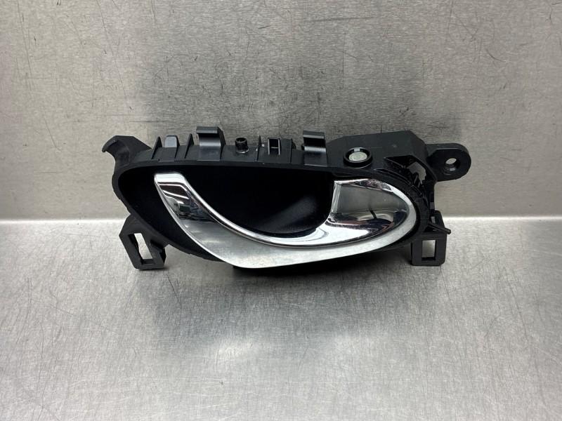 PORTIERGREEP BUITEN RECHTS VOOR Pulsar (C13) (|806704EA|), Gebruikt, Dhr. M. Roggen, Marinus@Japoto.nl, Stadsweg 37 37
9917 PV  WIRDUM GR., NL