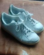 adidas, Porté, Blanc, Chaussures à boucles, Enlèvement