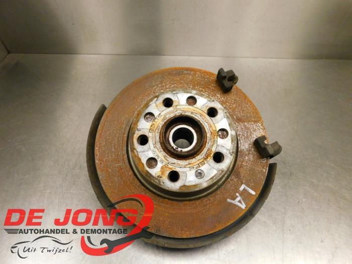 Fusee links-achter van een Volkswagen Golf, Gebruikt, -, Volkswagen, -