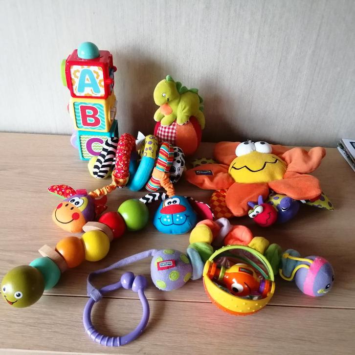 Mooi lot baby speelgoed, Kinderen en Baby's, Speelgoed | Babyspeelgoed, Gebruikt, Met licht, Met geluid, Ophalen of Verzenden