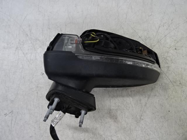 RETROVISEUR EXTERIEUR GAUCHE Audi A3 Limousine (8VS / 8VM), Autos : Pièces & Accessoires, Mevr. I. Hauben, Audi, Utilisé, Rue de l'Espoir 34 34
4030  GRIVEGNÉE, BE