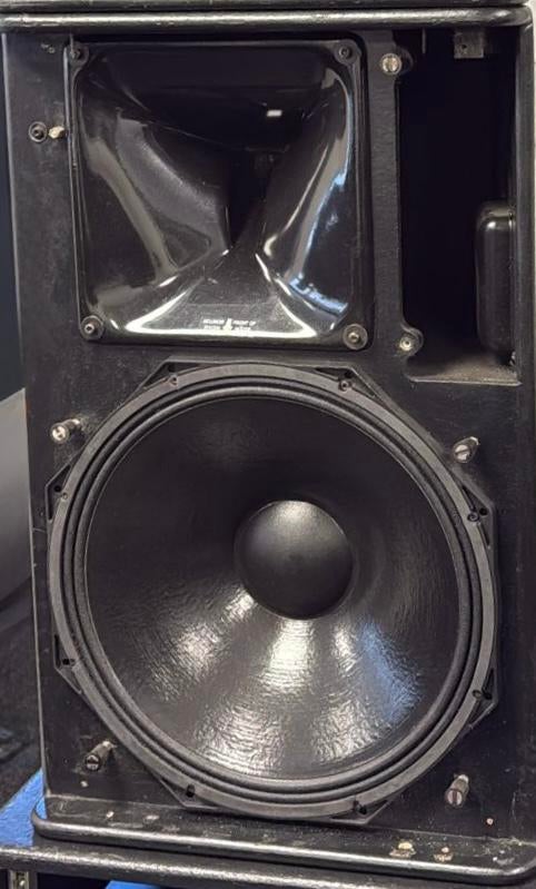 NEXO PS15 MK II Speakers set + Flightcase + MK2 Controller, TV, Hi-fi & Vidéo, Enceintes, Autres marques, Enlèvement, Utilisé