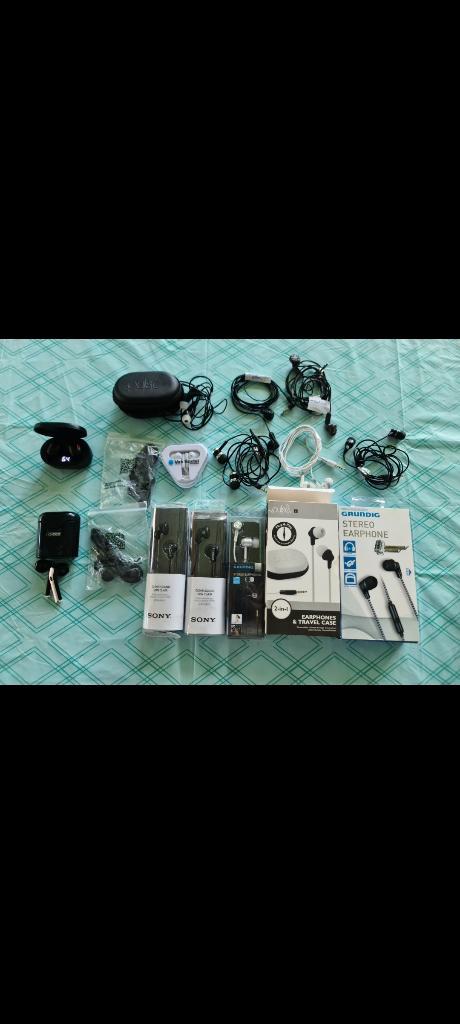 Lot Random oortje bedraad en draadloos, Télécoms, Téléphonie mobile | Écouteurs, Neuf, Intra-auriculaires (In-Ear), Bluetooth