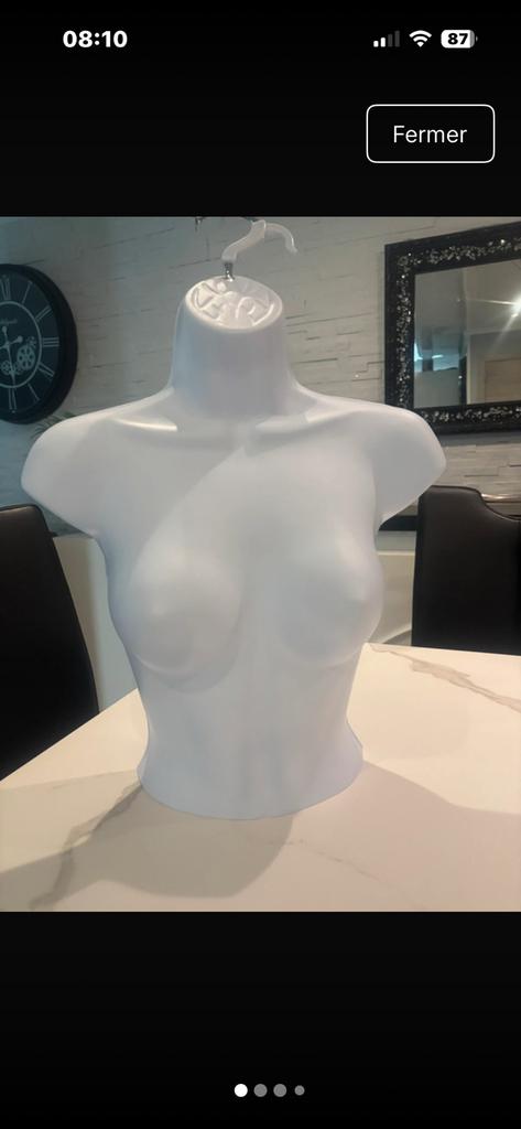 Buste avec crochet, Enlèvement, Comme neuf