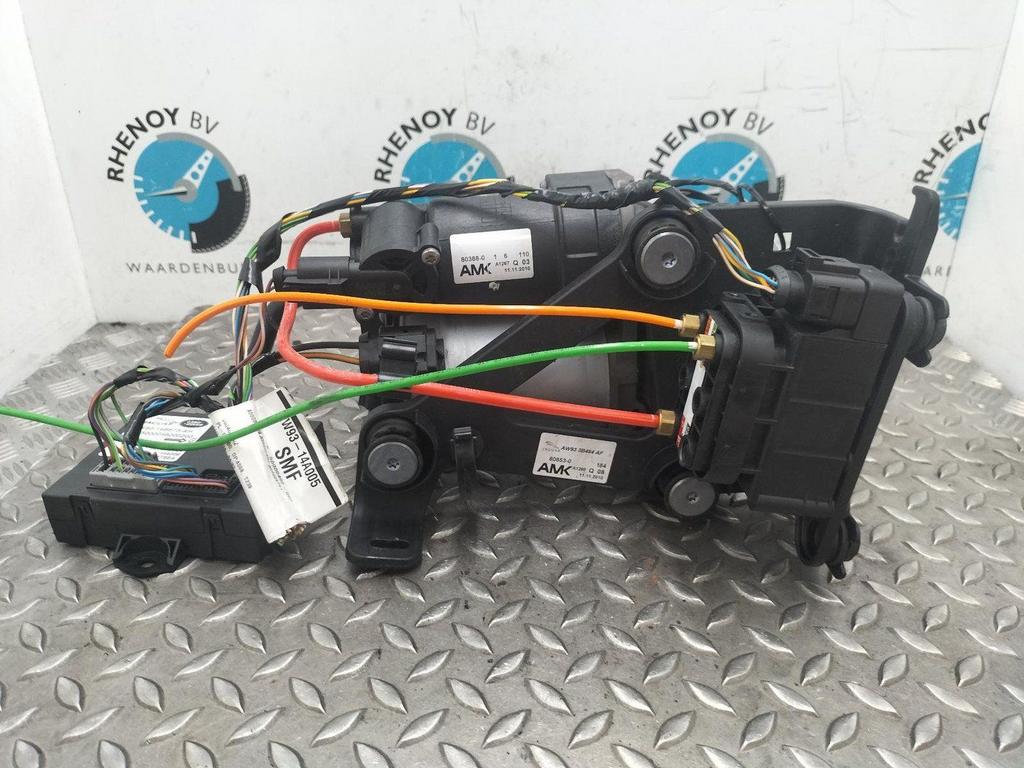 JAGUAR XJ X351  COMPRESSOR LUCHTVERING 2011, Ophalen of Verzenden, Gebruikt, Stiba lid