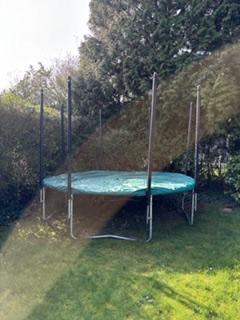 Trampoline Berg Favorit, Kinderen en Baby's, Speelgoed | Buiten | Trampolines, Zo goed als nieuw, Ophalen