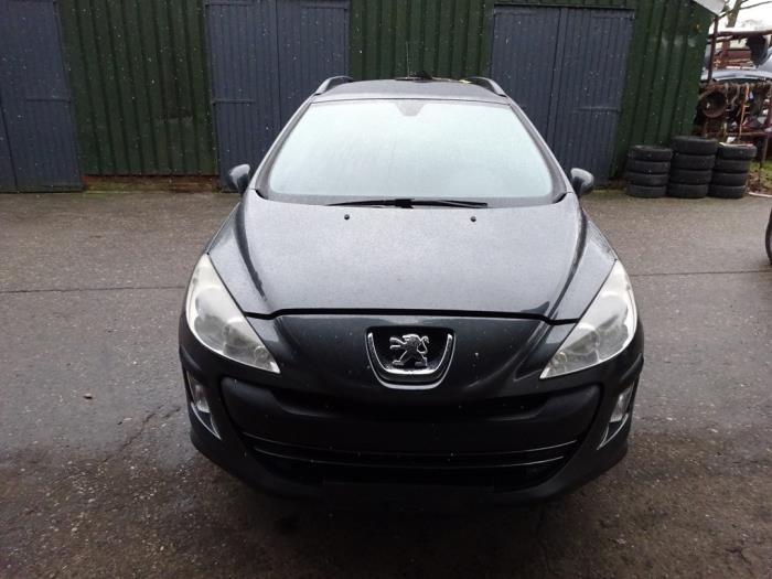 Voorbumper van een Peugeot 308 (KTP), Auto-onderdelen, Carrosserie, Bumper, Peugeot, Gebruikt, 3 maanden garantie, Ophalen of Verzenden