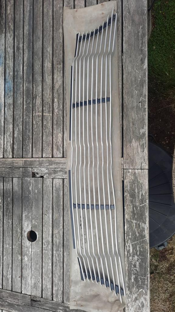 Simca 1100 nieuwe grille ( oude stock), Autos : Pièces & Accessoires, Carrosserie & Tôlerie, Enlèvement, Neuf