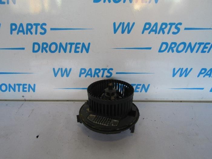 Kachel Ventilatiemotor van een Volkswagen Passat, Gebruikt, -, Volkswagen, -