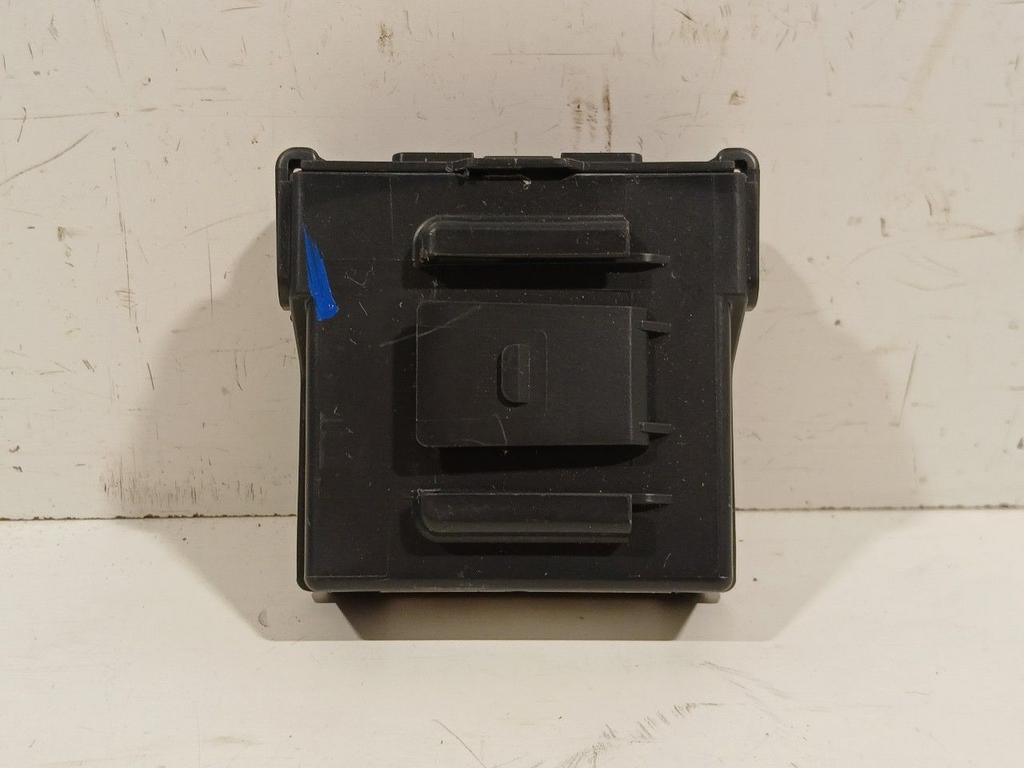 Computer park distance control Renault Kangoo, Onderdelen@venauto.nl, Van der Ven Autorecycling B.V., Ettenseweg 76, 4706 PB Roosendaal, The Netherlands