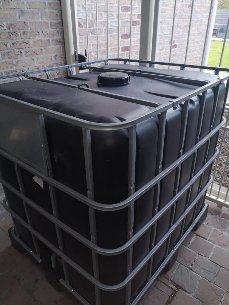 Zwarte IBC container 1000l, Ophalen