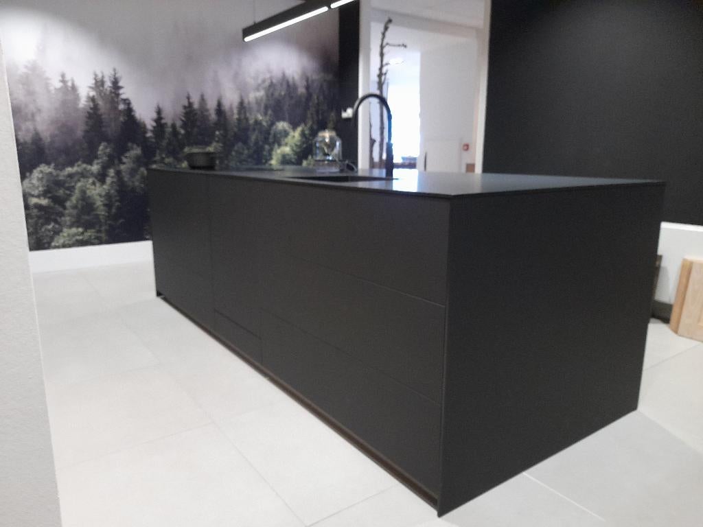 Luxe kookeiland met Dekton werkblad, Ophalen, Gebruikt, Overige materialen, Zwart