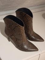 Dames laarsjes
Maat 38, Kleding | Dames, Schoenen, Ophalen