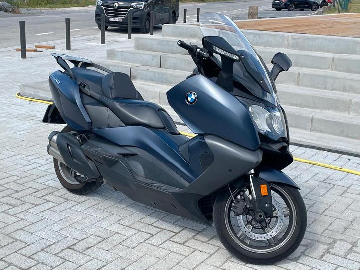 BMW C650GT, Motos, Motos | BMW, Particulier, Scooter, plus de 35 kW, 2 cylindres, ABS, Poignées chauffantes, Selle chauffante