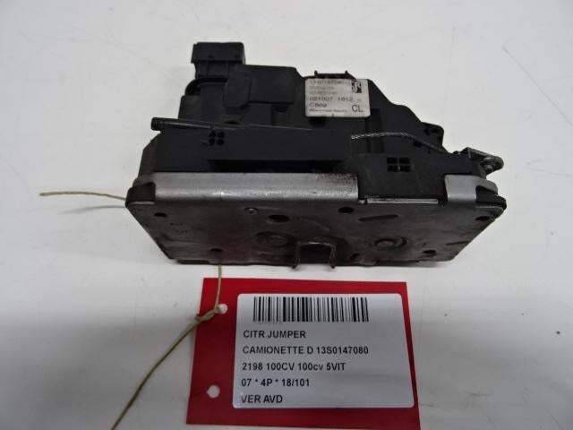SERRURE DE PORTE AVANT DROITE Jumper (U9) (977713-100), Utilisé, Droite, Citroën