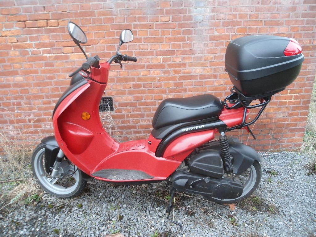 Peugeot Ludix : classe B 4500 km en parfait état, Comme neuf, Classe B (45 km/h), Enlèvement, Deux-temps