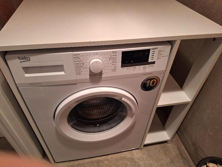 MACHINE À LAVER BEKO ET/OU ARMOIRE INCLUSE., Electroménager, Lave-linge, Comme neuf, Chargeur frontal, 6 à 8 kg, 85 à 90 cm, 1200 à 1600 tours