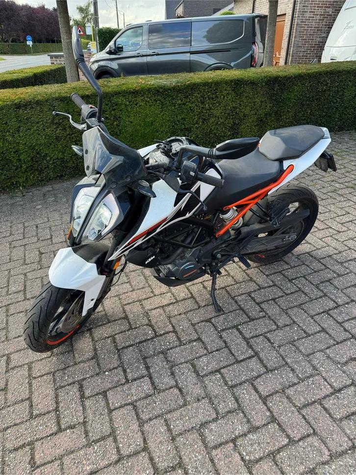 Ktm DUKE 125, Motoren, Motoren | KTM, Particulier, Naked bike, 11 kW of minder, Minimaal motorrijbewijs A1, ABS, LED Verlichting