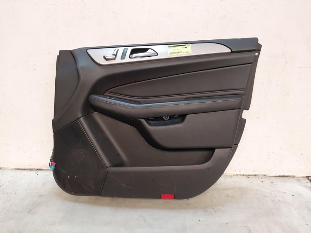 PORTIERBEKLEDING RECHTS VOOR GLE (W166) (|A1667208001|), Auto-onderdelen, Dhr. J. Ham, Gebruikt, Mercedes-Benz, Administratie@autoham.nl