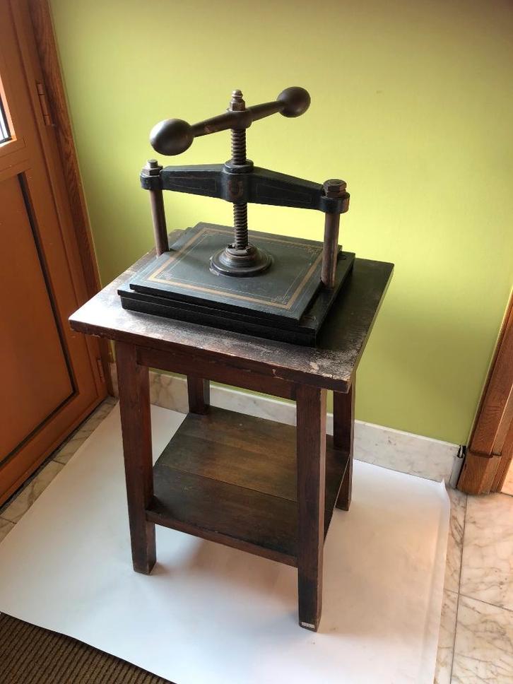 Antieke Boekpers – vakmanschap met geschiedenis, Antiek en Kunst, Antiek | Gereedschap en Instrumenten, Ophalen