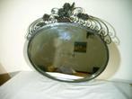 Ovale spiegel in smeedijzeren rand., Ophalen of Verzenden, Zo goed als nieuw, Minder dan 100 cm, Ovaal