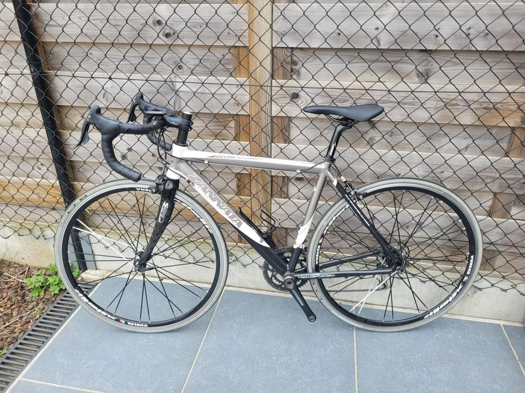 Zannata koersfiets, Enlèvement, Utilisé