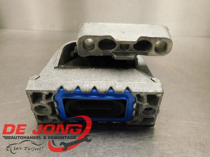 Support moteur d'un Volkswagen Passat, Volkswagen, -, 3 mois de garantie, Utilisé