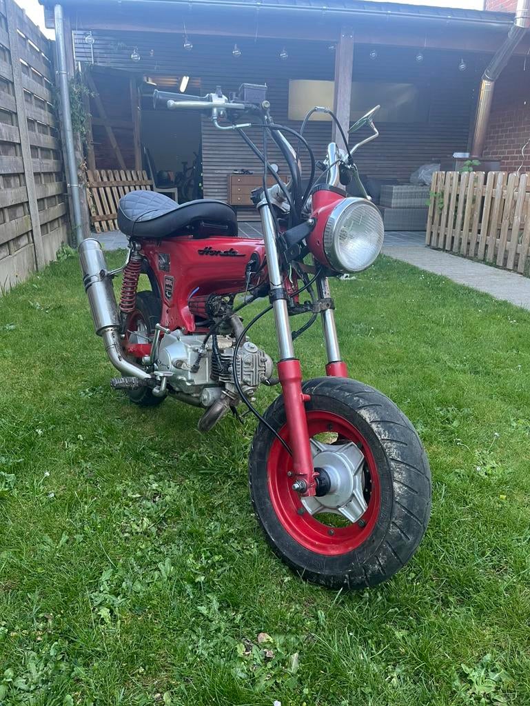 Skyteam dax, Ophalen, Gebruikt, Klasse B (45 km/u)