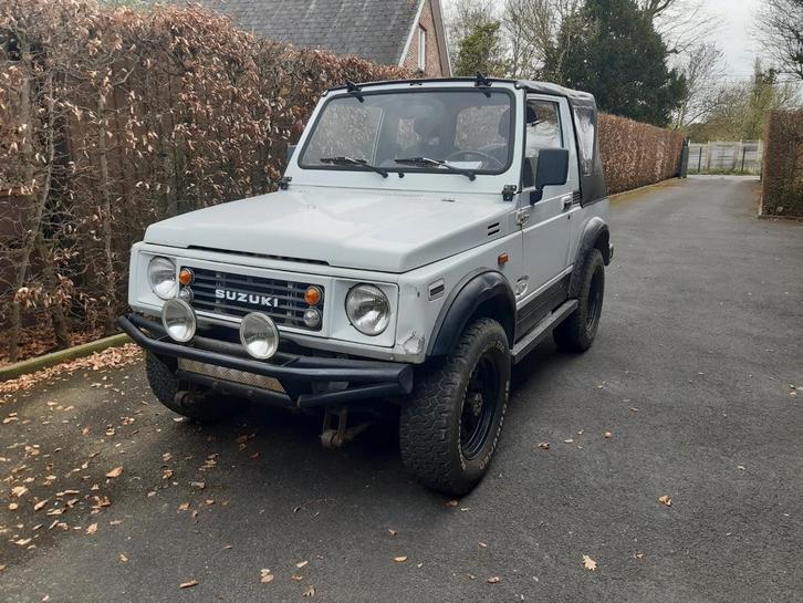 Suzuki samurai SJ500 1989, Auto's, Suzuki, Particulier, Samurai, 4x4, Benzine, Cabriolet, 3 deurs, Handgeschakeld, Wit, Grijs