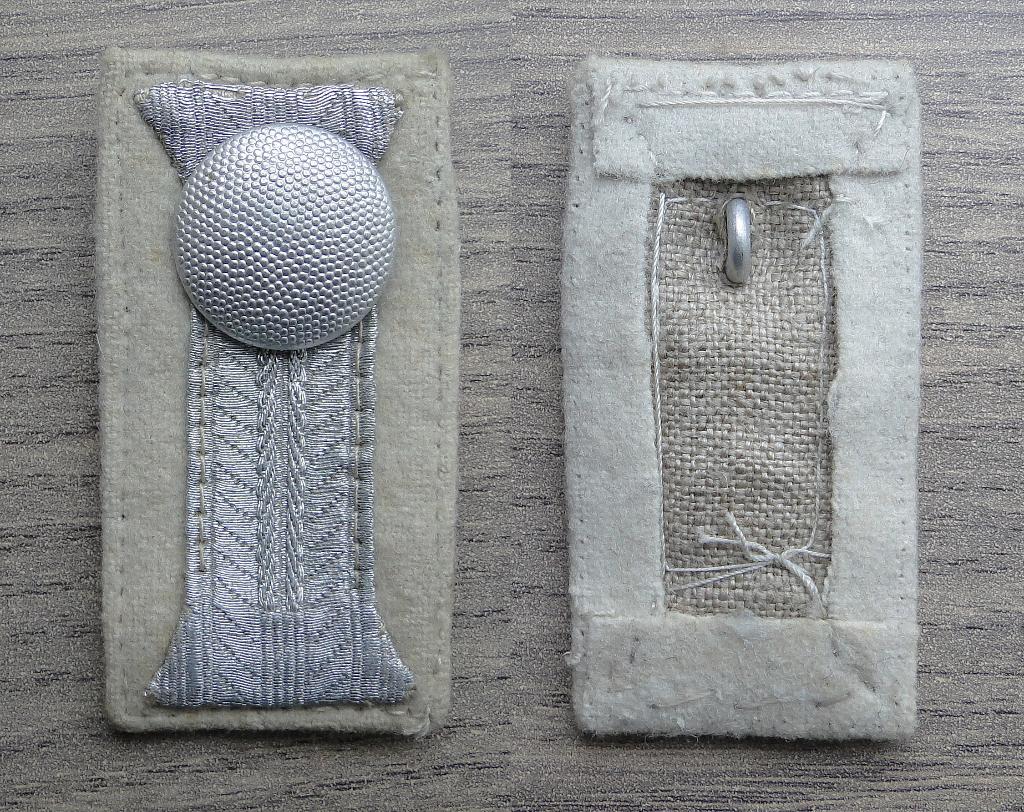 WH Waffenrock Wärmelpatten allemand, Enlèvement ou Envoi, Armée de terre, Emblème ou Badge