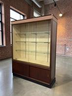 vintage houten vitrinekast /buffetkast / wandkast, Antiek en Kunst, Ophalen